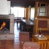 Coin cheminée et salle à manger